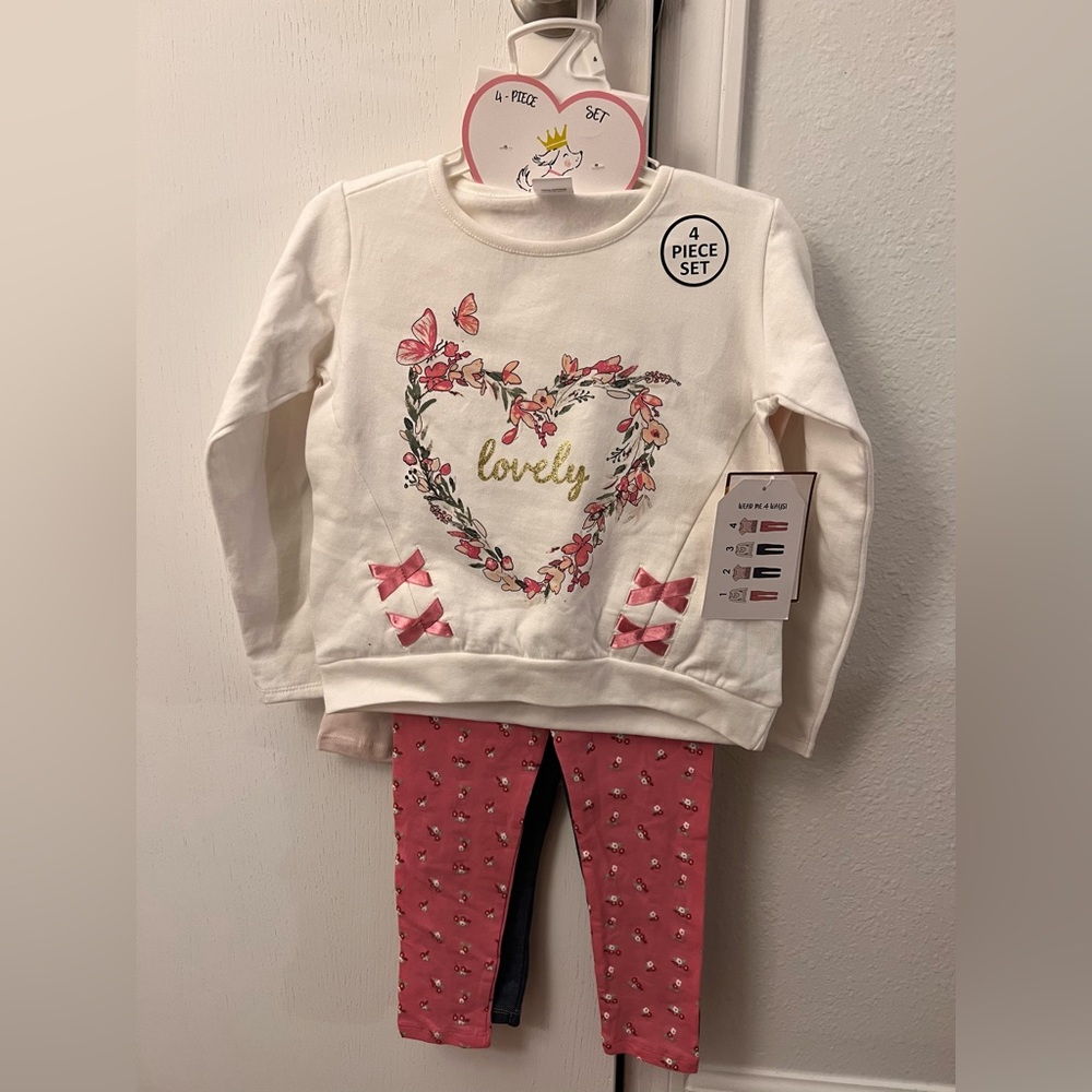 4 piece outfit new with tags on